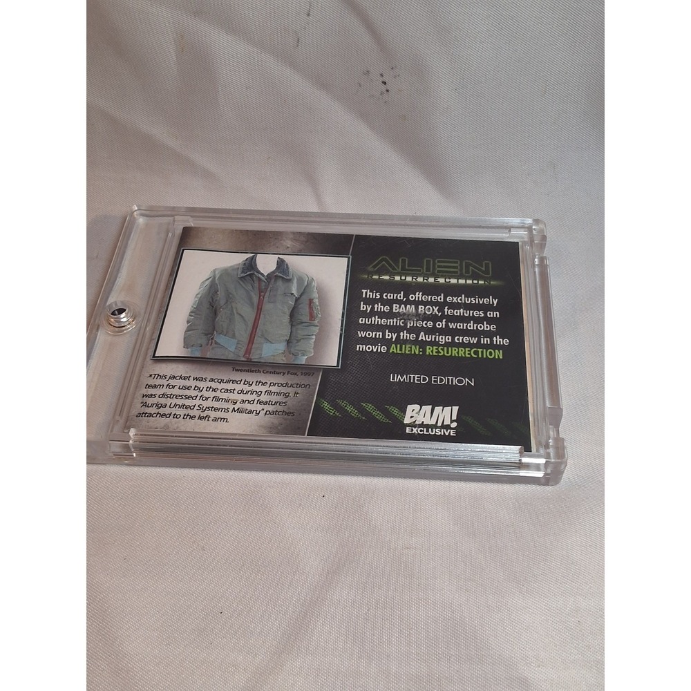 Alien Resurrection BAM Box Exclusive Costume Card Auriga Crew Wardrobe Swatch - Picture 2 of 3